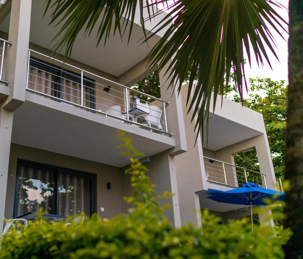 Valmarin Seafront Apartments Trou d'Eau Douce Luaran gambar